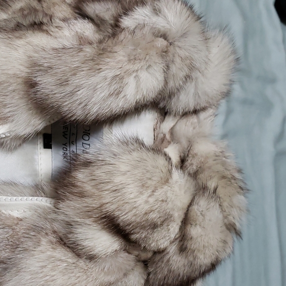 Genuine fur coat - Picture 6 of 6